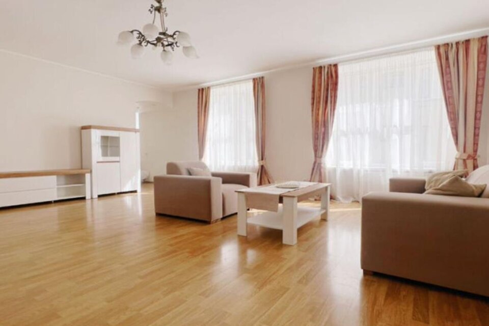 Rūpniecības iela 5, Rīga