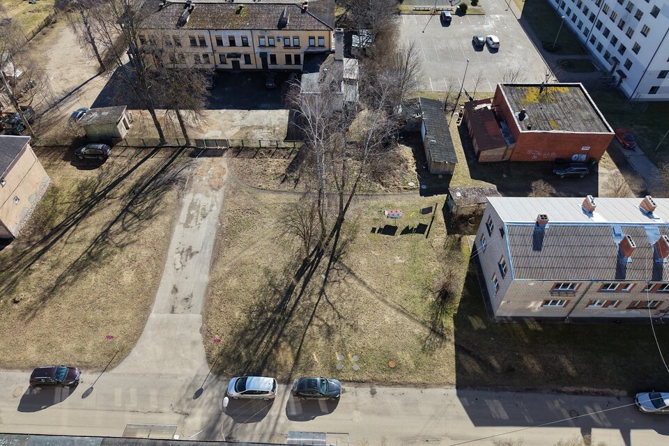 Oškalna iela 9, Jūrmala