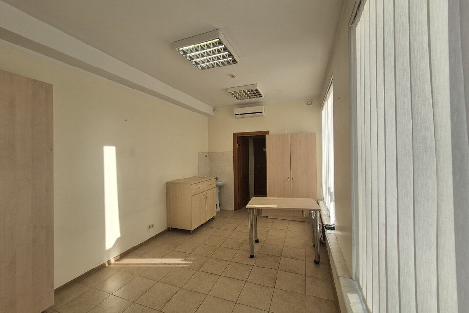 Baltāsbaznīcas iela 15, Rīga