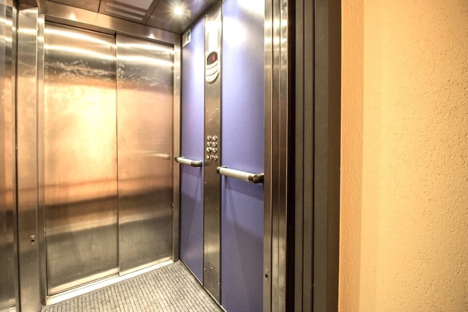 Elizabetes iela 8, Rīga