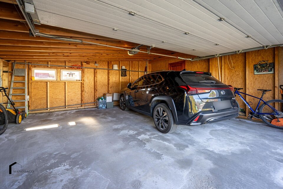 Aroniju iela 11, Ropažu nov.