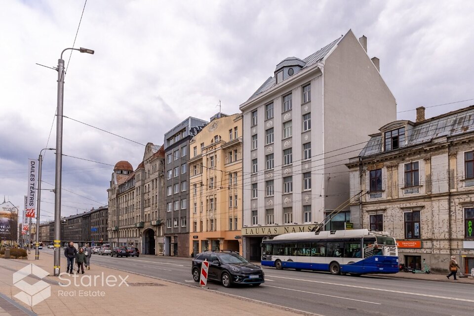 Brīvības iela 84, Rīga