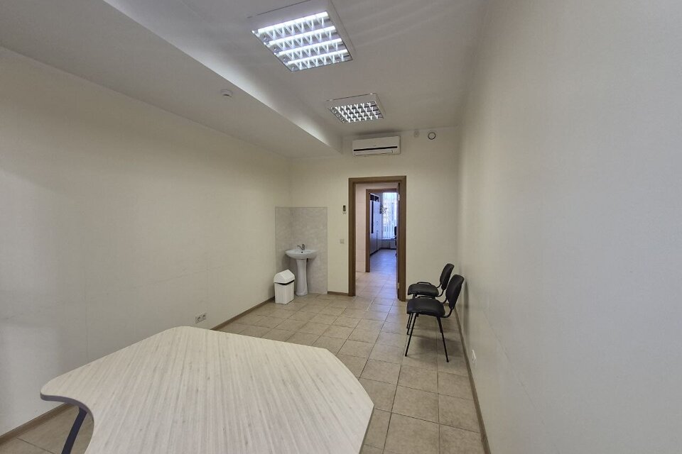 Baltāsbaznīcas iela 15, Rīga