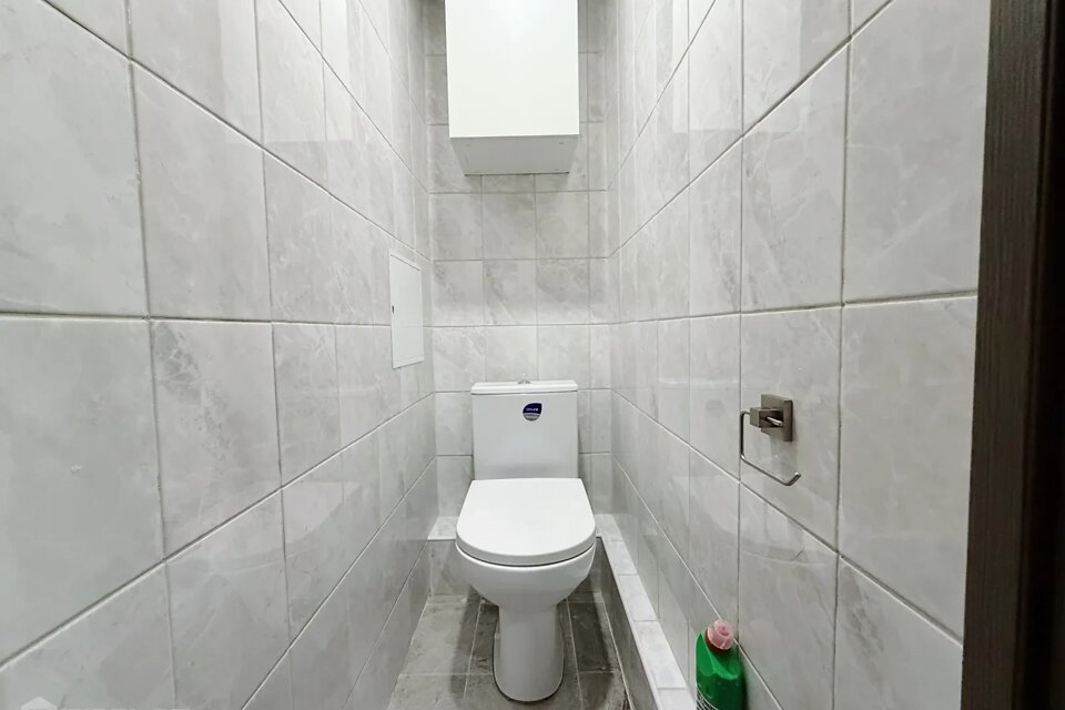 Baltezera iela 2, Rīga