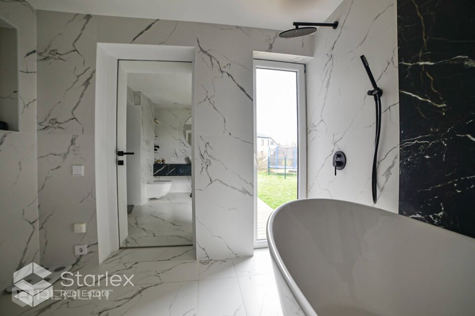 Mazā Sporta iela 11, Carnikava, Ādažu nov.