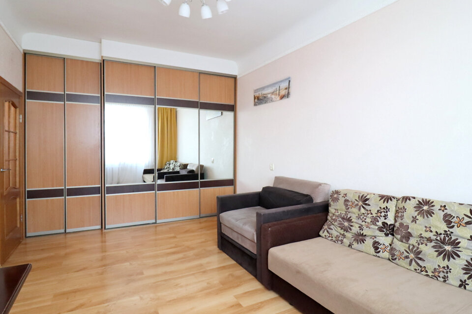 Eglaines iela 2, Rīga