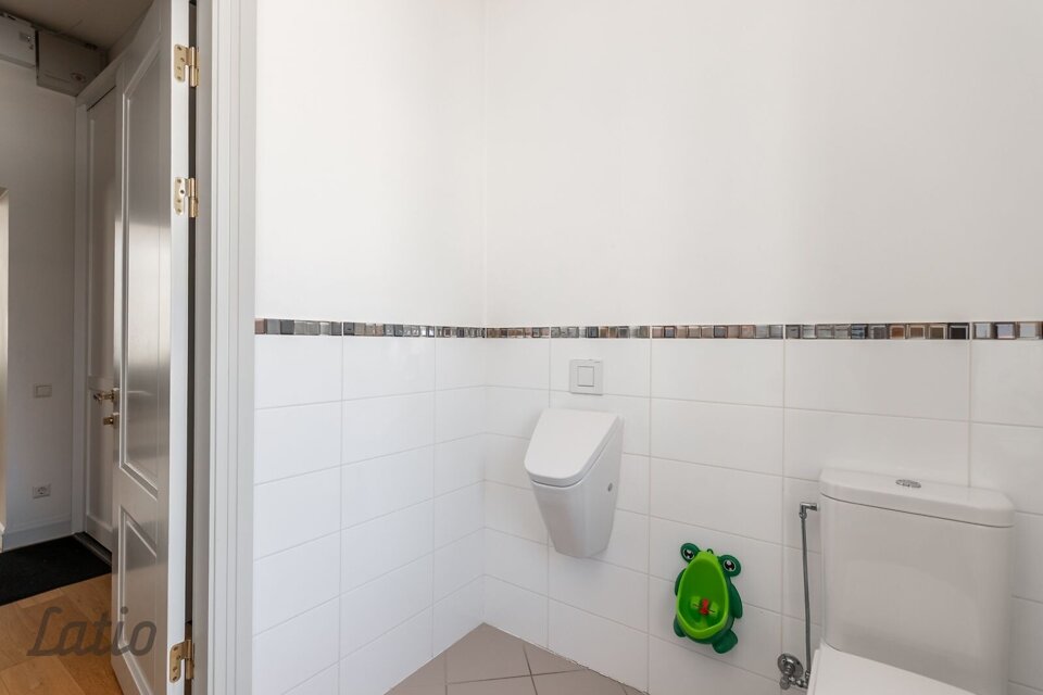 Dubultu prospekts 19, Jūrmala