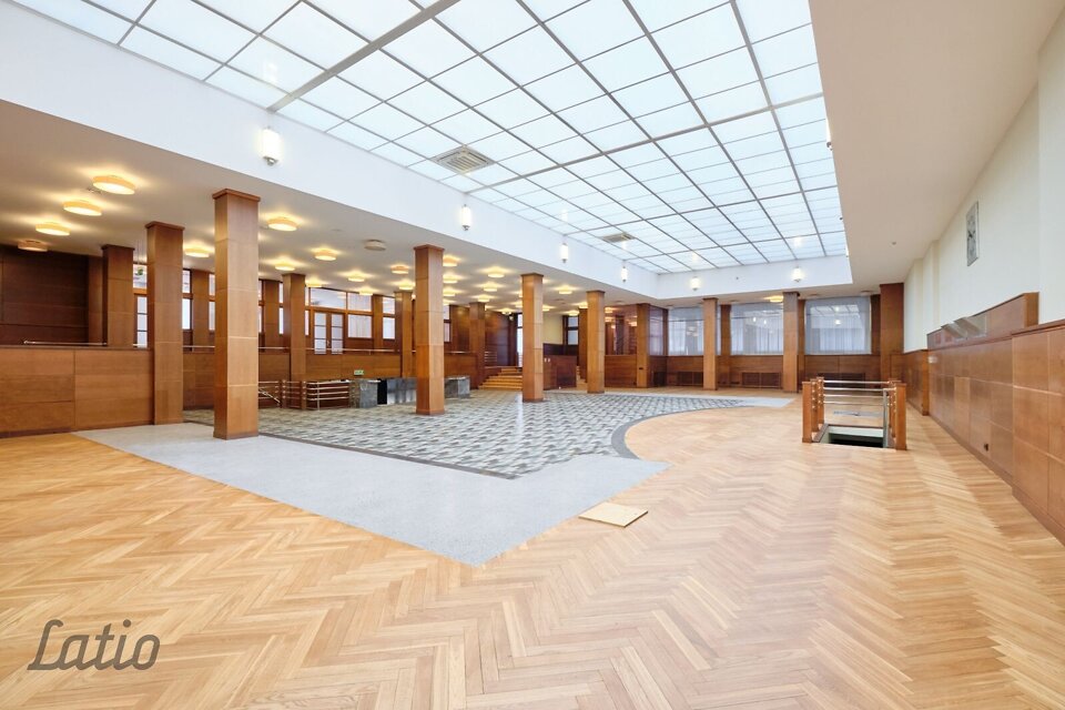 Vaļņu iela 11, Rīga