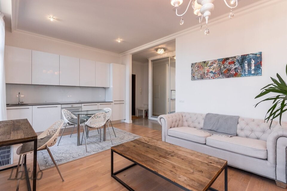 Liepājas iela 2, Rīga