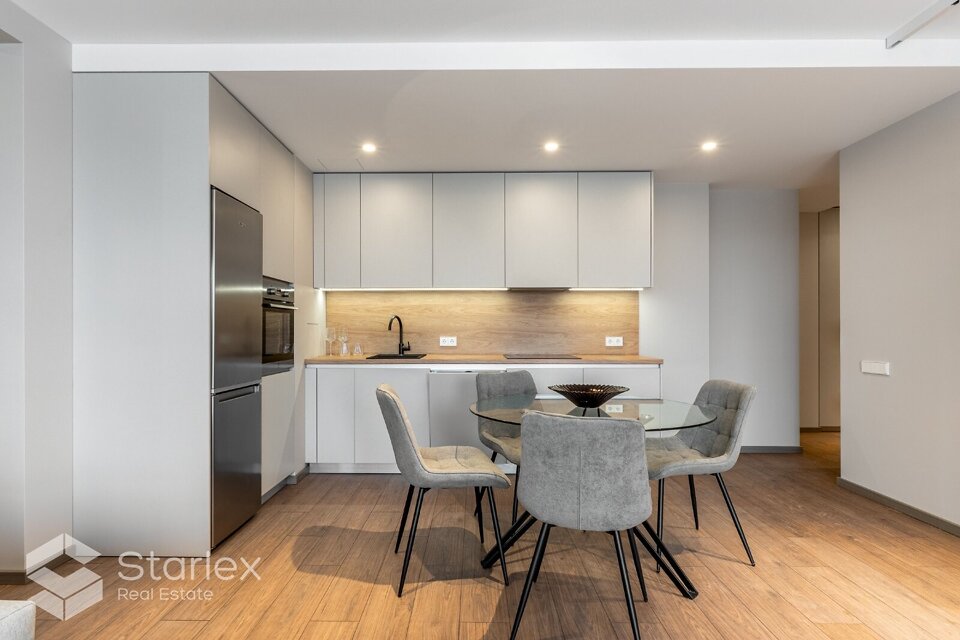 Lielirbes iela 15, Rīga