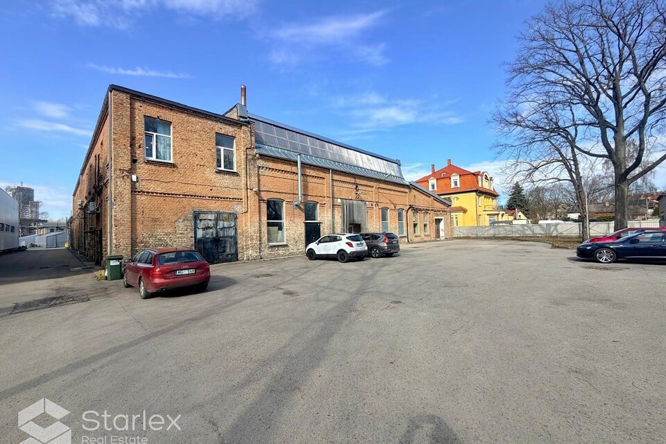 Kauguru iela 2b, Rīga