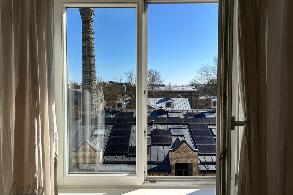 Sparģeļu iela 10, Rīga