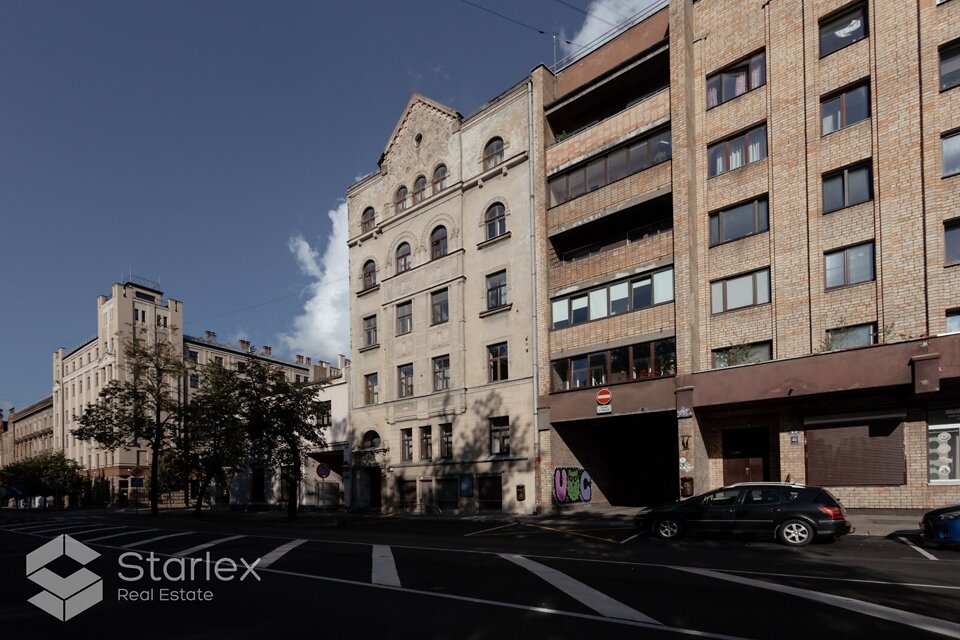 Pērnavas iela 43, Rīga