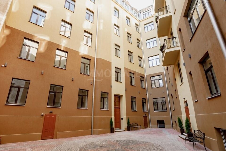 Lāčplēša iela 24, Rīga