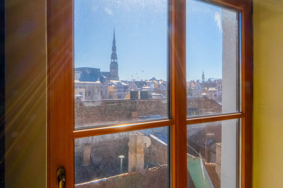 Mazā Smilšu iela 12, Rīga