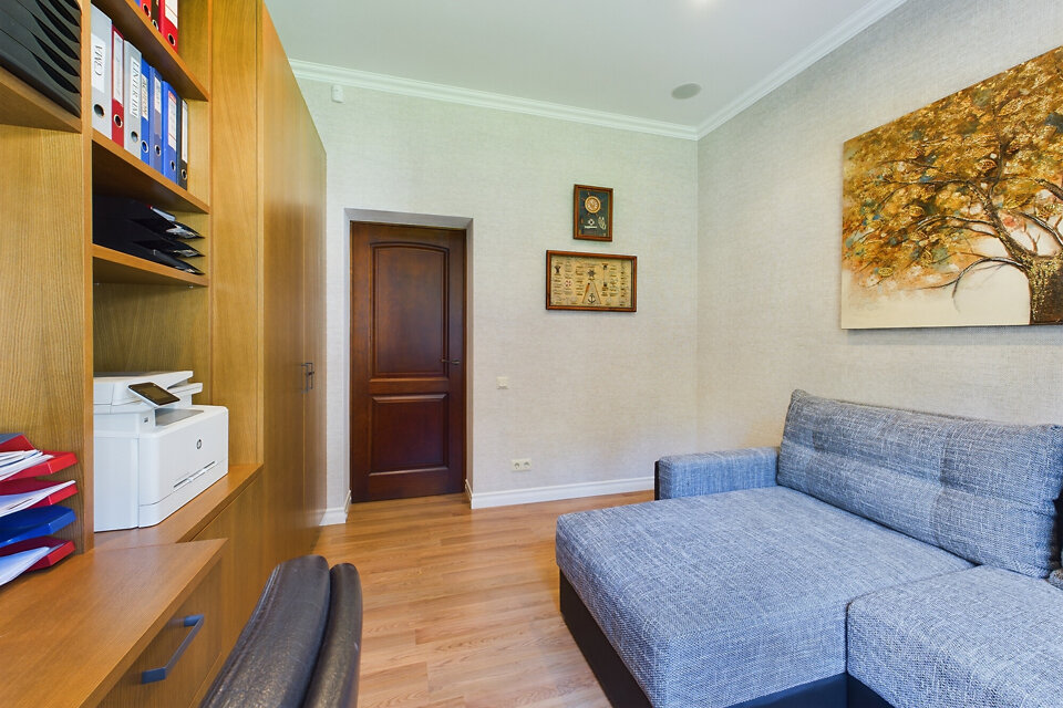 Zušu iela 23, Rīga