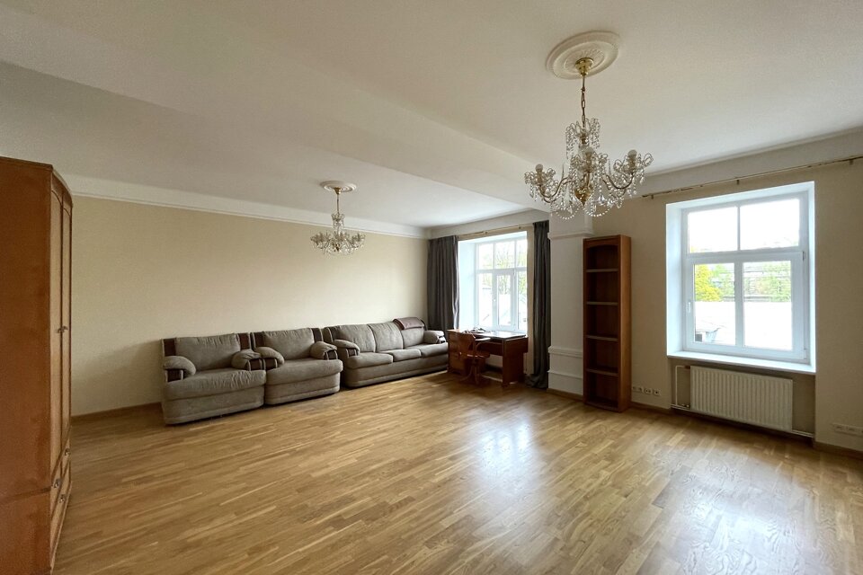 Elizabetes iela 8, Rīga