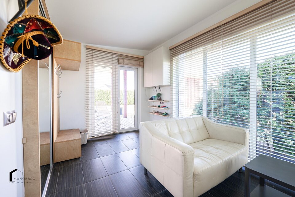 Aroniju iela 11, Ropažu nov.