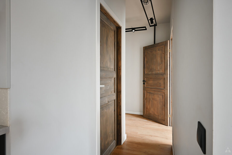 Ropažu iela 98, Rīga