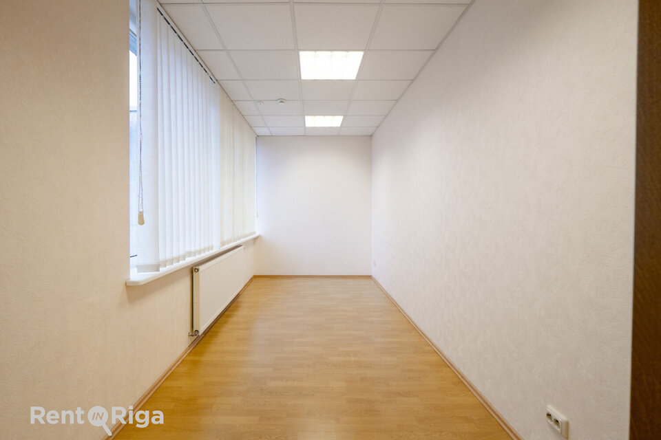 Latgales iela 250, Rīga