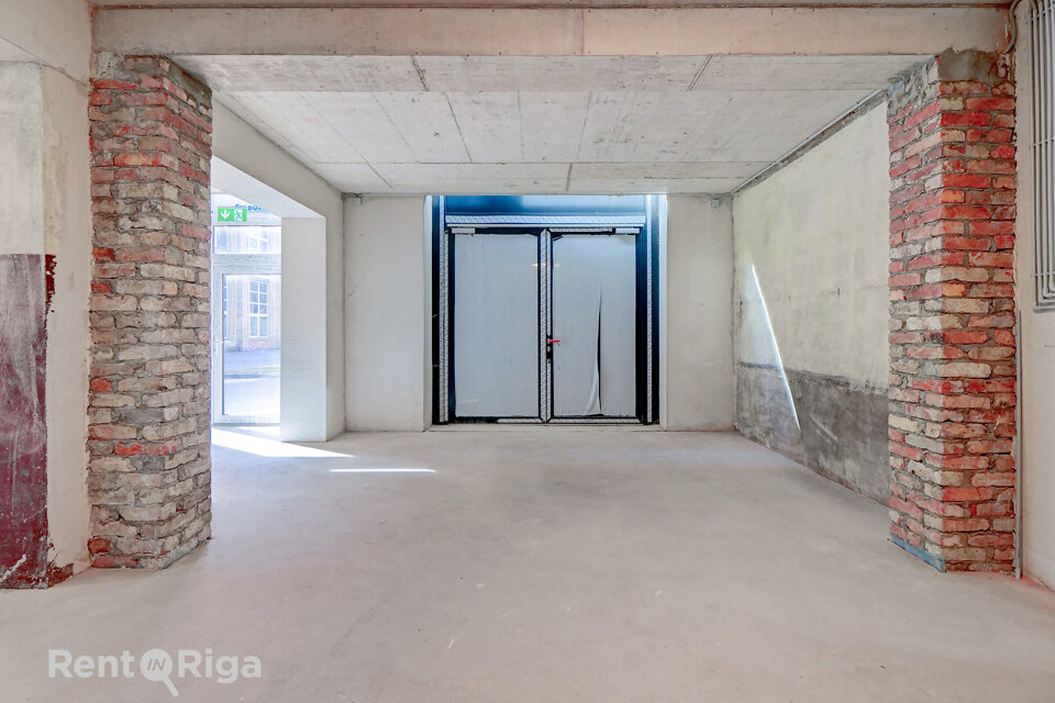 Brīvības iela 214T, Rīga