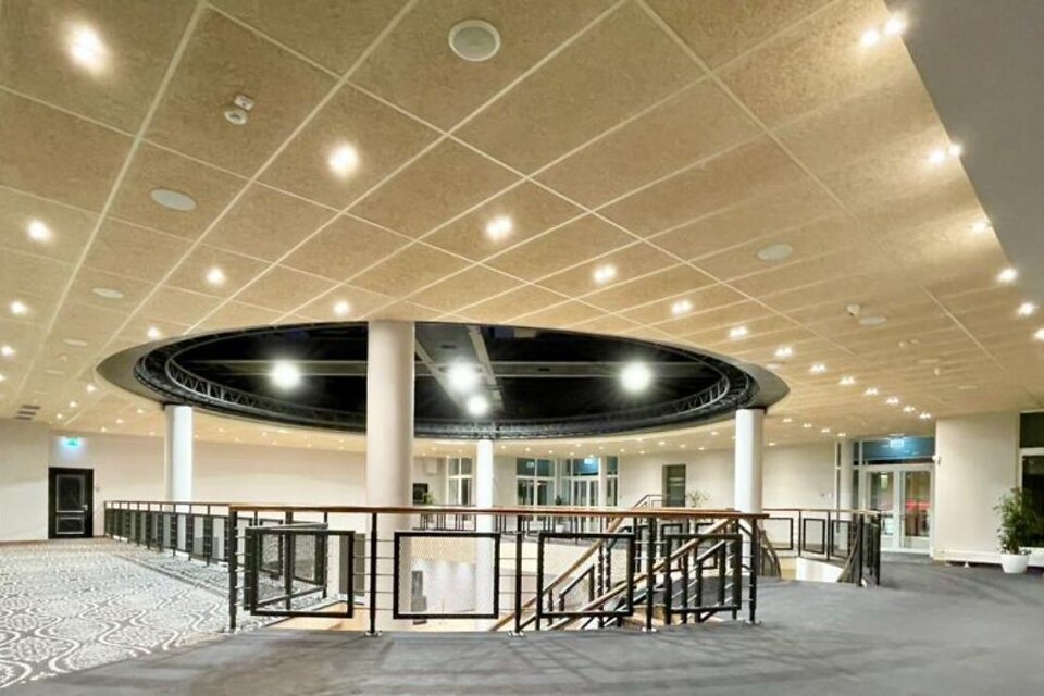 Tērbatas iela 2, Rīga