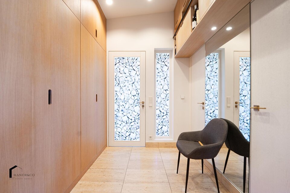 Aroniju iela 11, Ropažu nov.