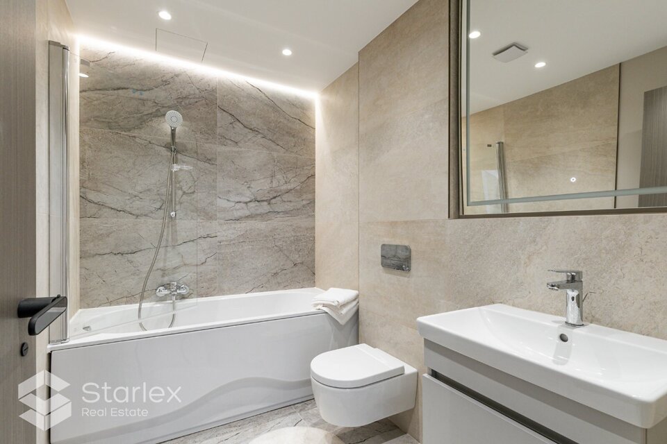 Lielirbes iela 15, Rīga