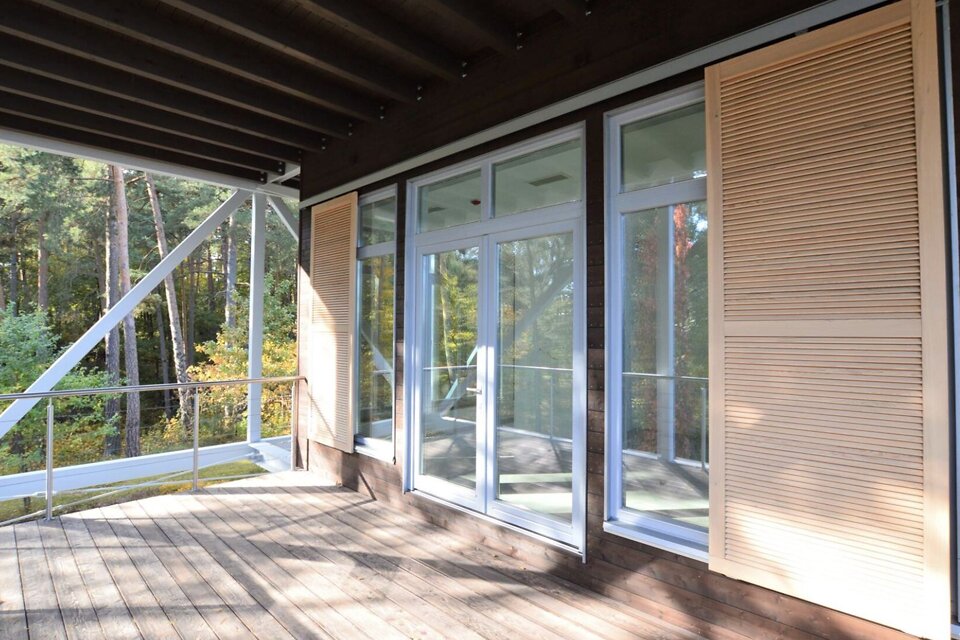 Ezermalas iela 44, Rīga