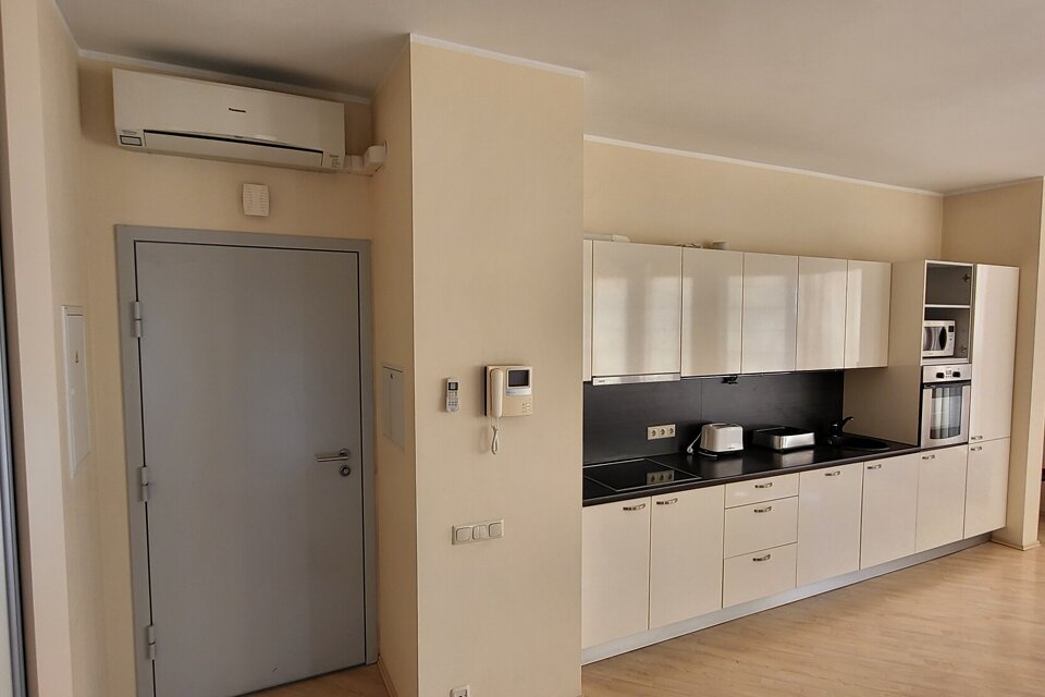 Vienības gatve 192, Rīga