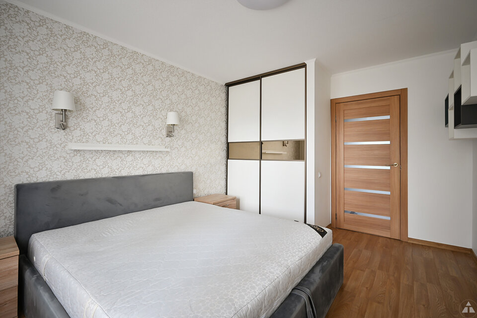 Jāņa Endzelīna iela 5, Rīga