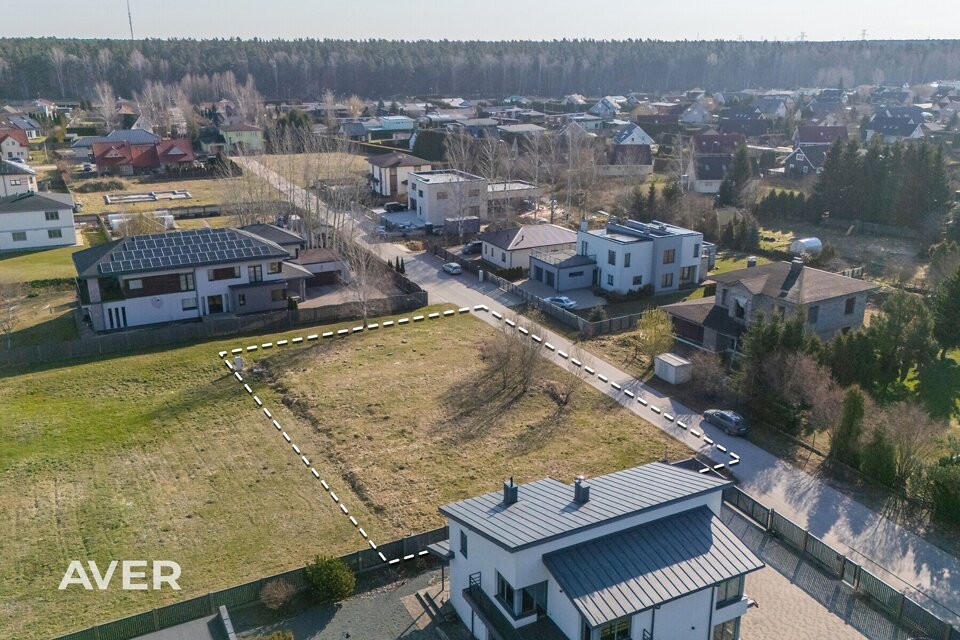 Mazā Strazdiņu iela 4, Ropažu nov.