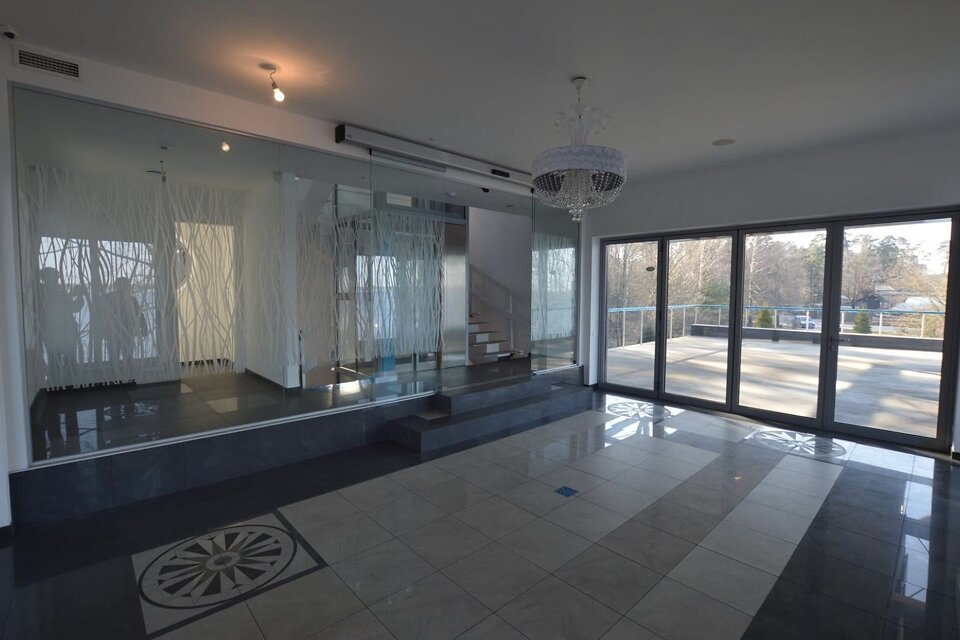 Ezermalas iela 44, Rīga