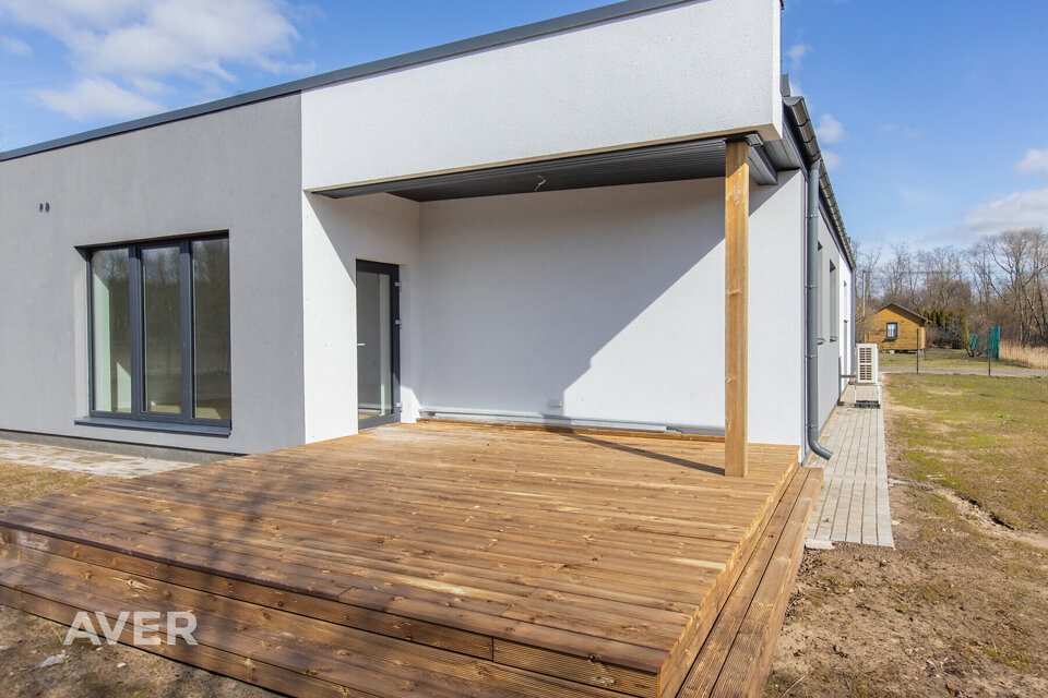 Dzirnezera iela 4a-1, Līči, Ropažu nov.