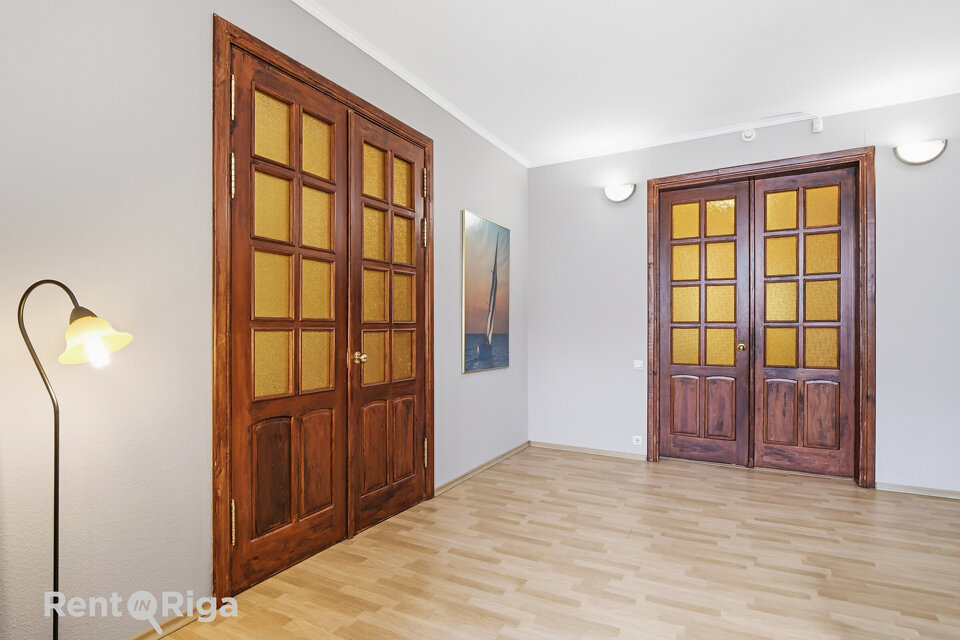 Riharda Vāgnera iela 8, Rīga