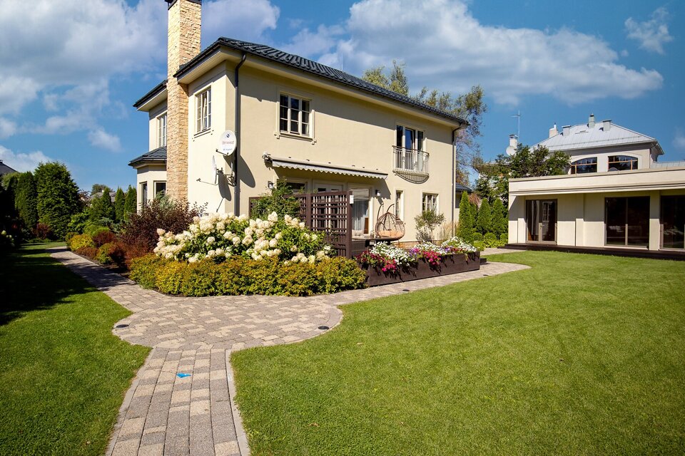 Zušu iela 23, Rīga