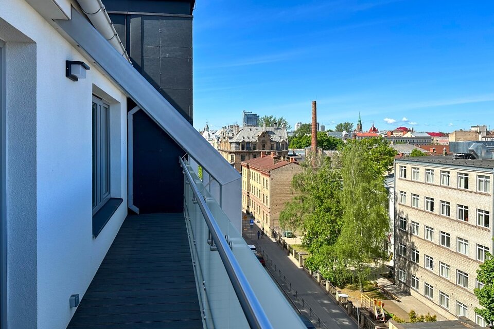 Tērbatas iela 72, Rīga