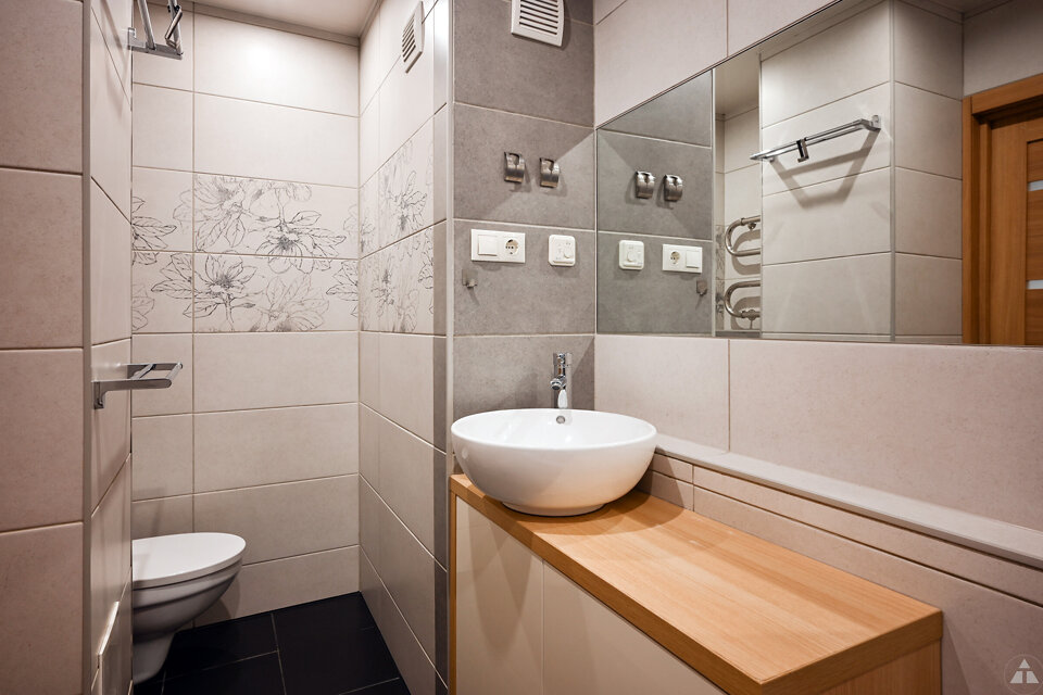 Jāņa Endzelīna iela 5, Rīga