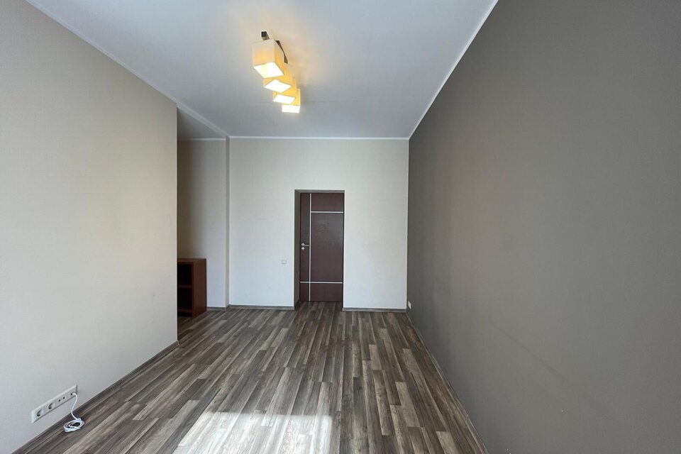 Brīvības iela 102, Rīga