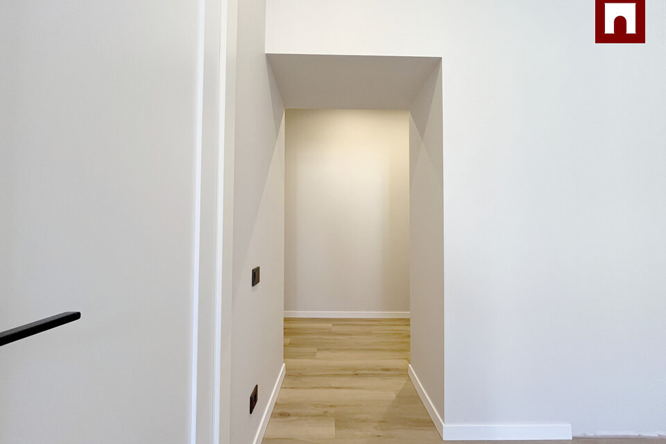 Mazā Nometņu iela 24, Rīga