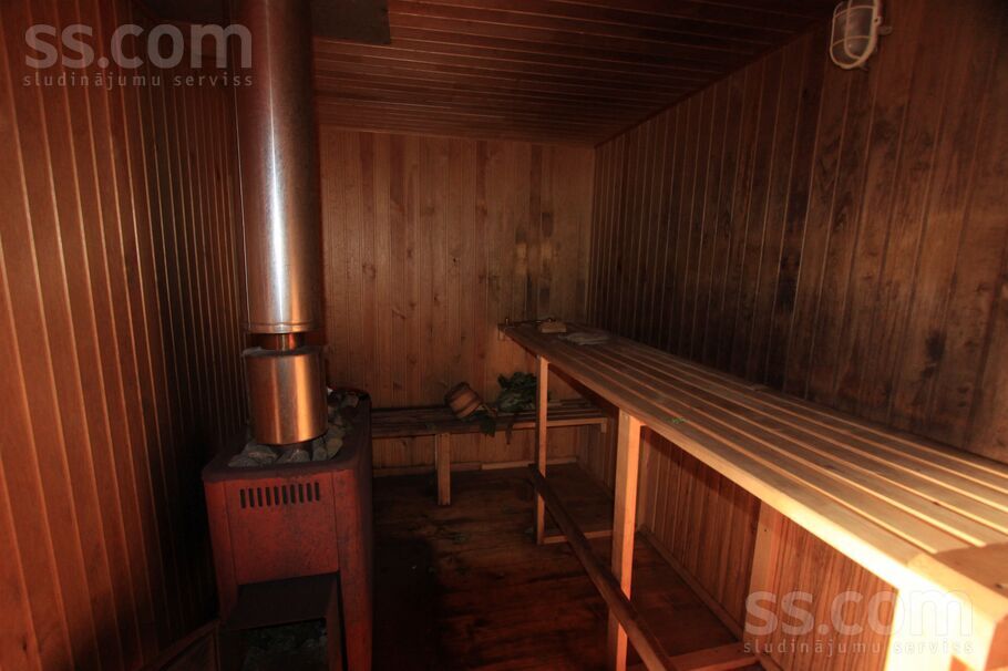 Ziemas 7, Krustkalni, Rīgas rajons, Ķekavas pag. — maja