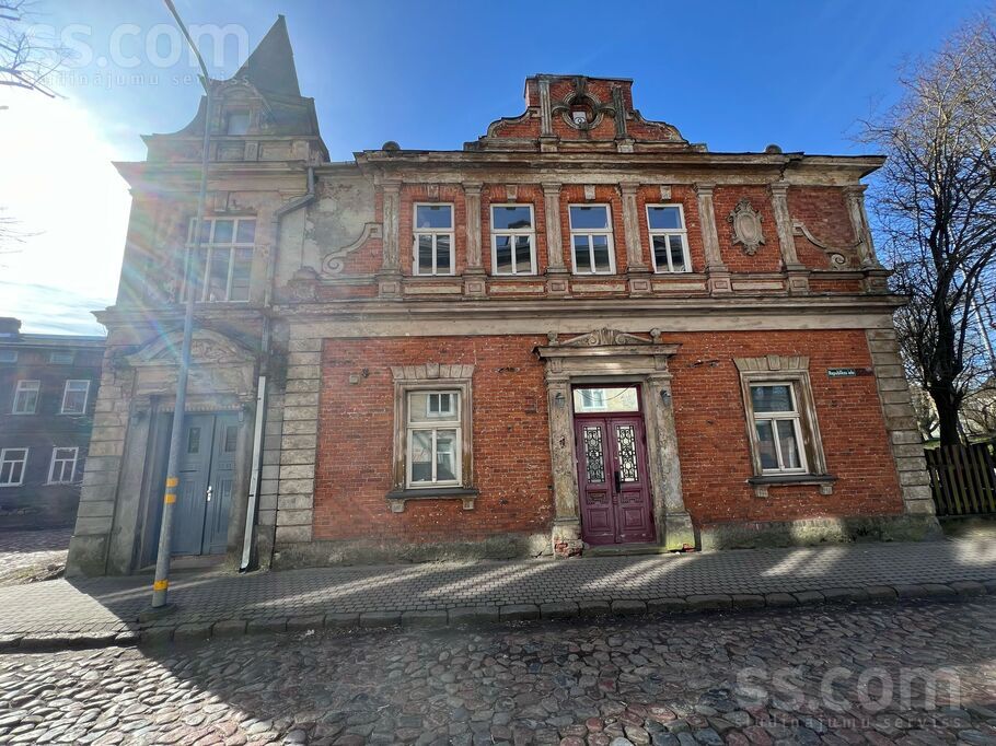 Republikas 27, Liepāja un raj., Liepāja — dzivoklis