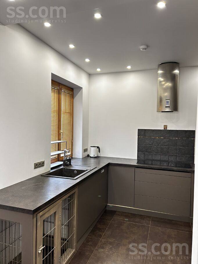 Salenieki 32, Jaksti, Rīgas rajons, Salaspils l. t. — maja