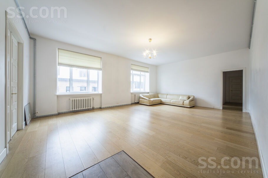 Skolas 30, Rīga — dzivoklis