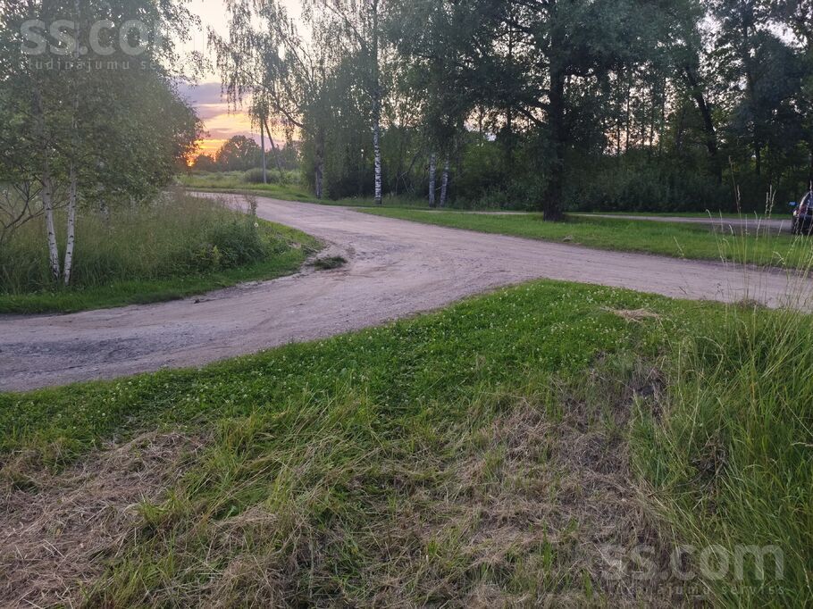 Stacijas iela, Vecumnieki, Bauska un raj., Vecumnieku pag. — zeme