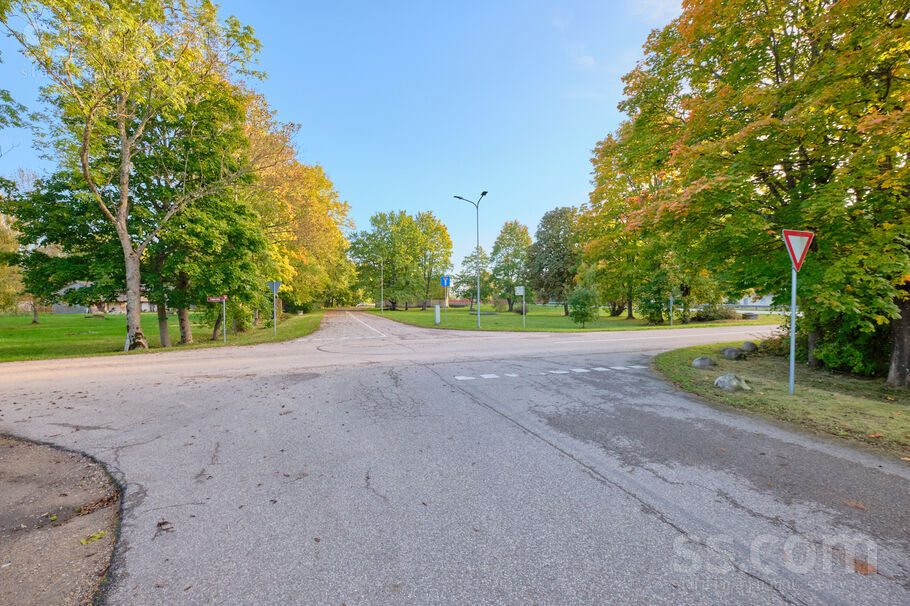 Dārza 24a, Limbaži un raj., Salacgrīva — zeme