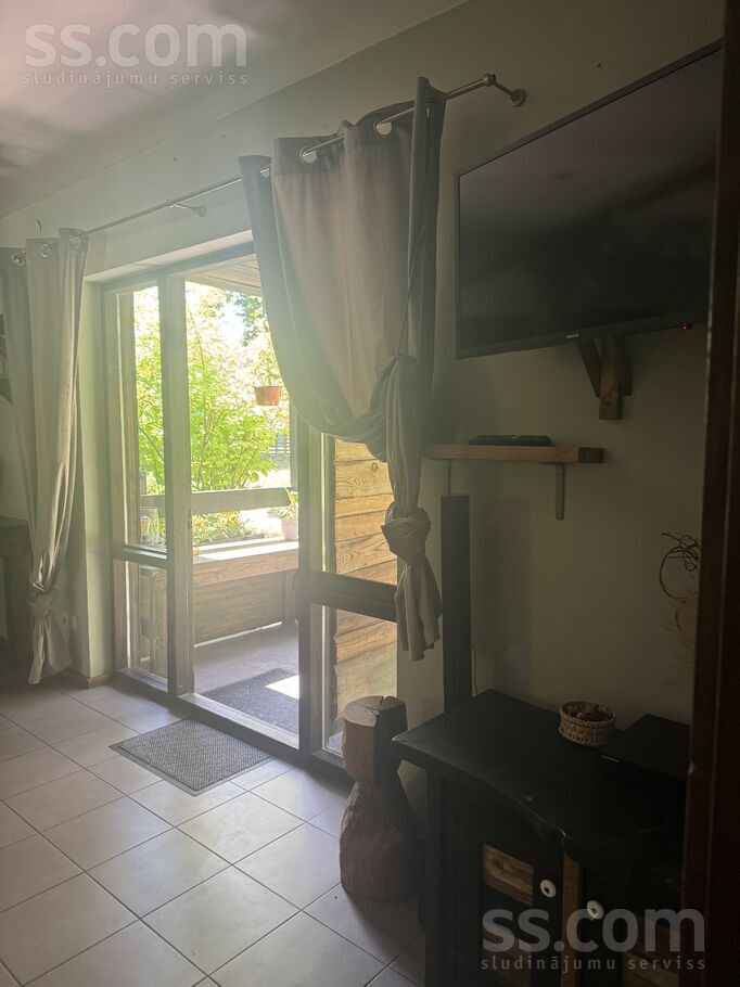 Ramanu 8, Upesciems, Rīgas rajons, Garkalnes nov. — maja