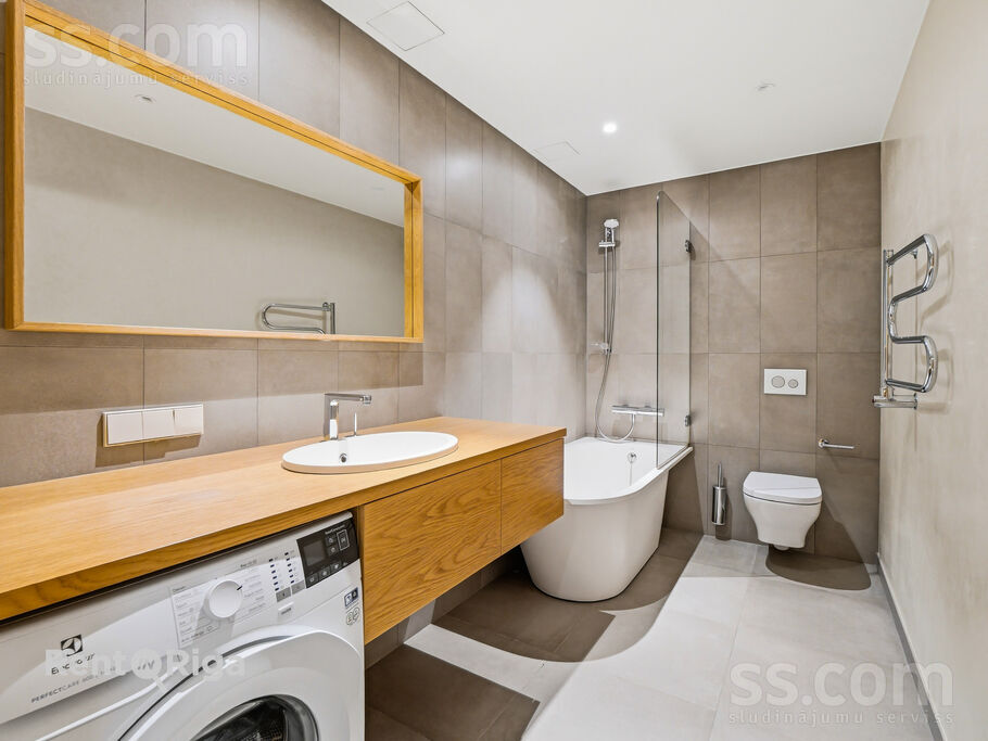 Dzirnavu 83, Rīga — dzivoklis