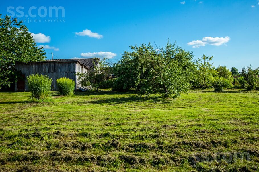 Tomsona 18, Nākotne, Jelgava un raj., Glūdas pag. — maja