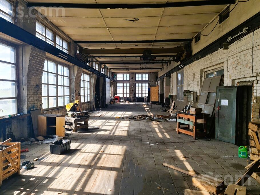 Dāboliņi b/n, Cēsis un raj., Raunas pag. — telpa